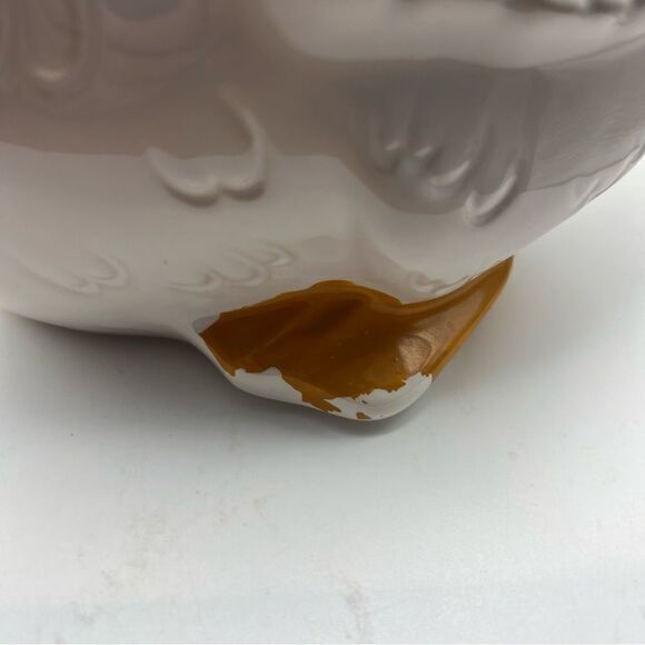 - Vintage hand painted goose cookie jar with flaws - Picture 8 of 10